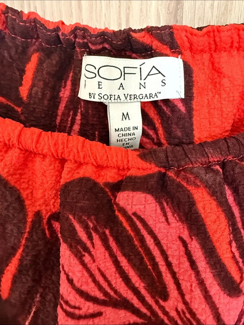 sofia by sofia vergara Red Tropical Leaf Midi Dress